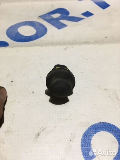 Концевик двери LADA vesta 2017 1.6 мт седан