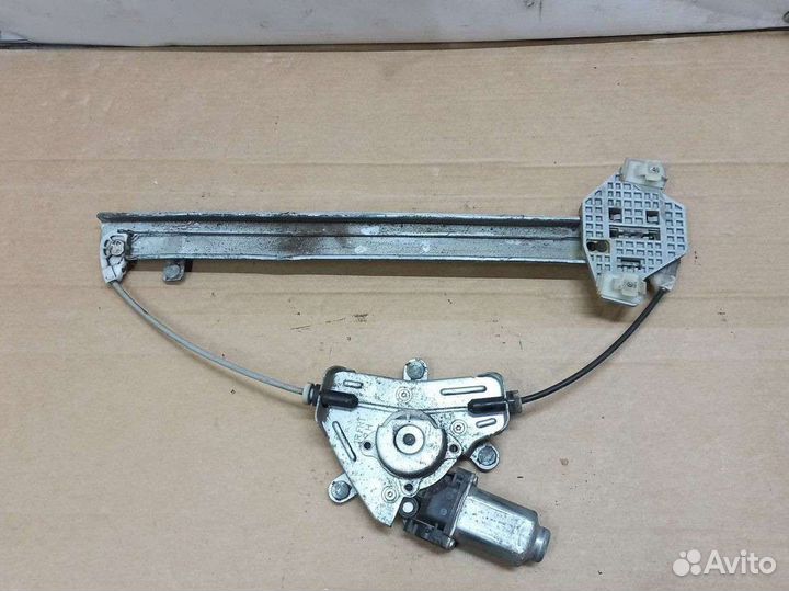 Стеклоподъёмник передний правый Хундай Солярис 1