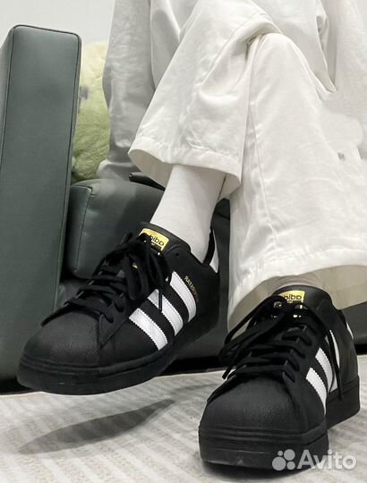 Adidas superstar classic black