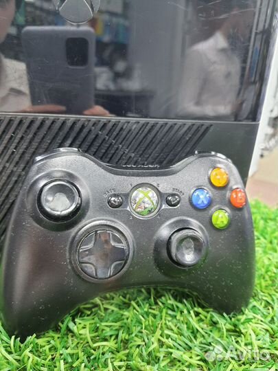 Игровая приставка Microsoft Xbox 360 Е 500 GB (пр1