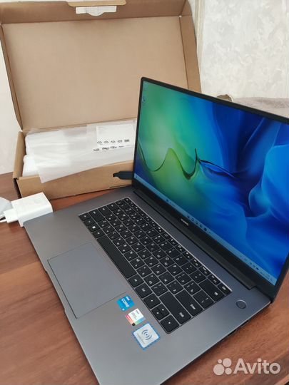 Ноутбук huawei