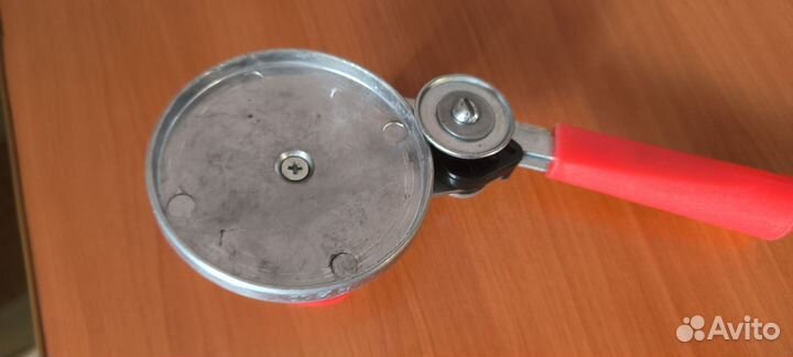 Закаточная машинка