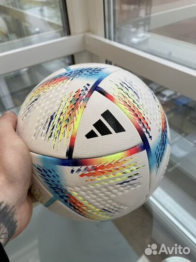 Футбольный мяч adidas чемпионат мира 2022