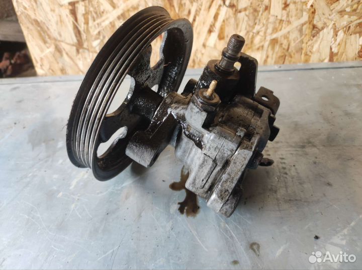 Mitsubishi Legnum Galant гур Насос гидроусилитель