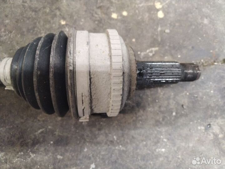 Привод правый Honda Accord CH6 F18B2 2001