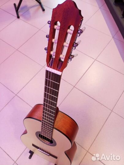 Классическая гитара Cort AC100