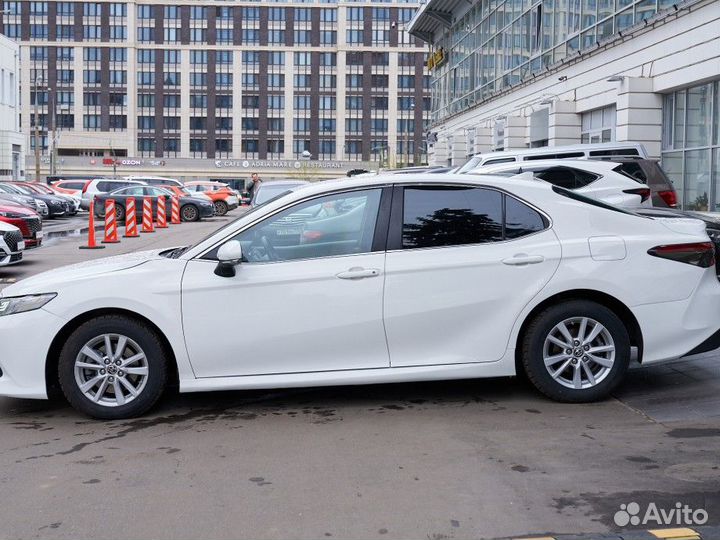 Toyota Camry 2.0 AT, 2019, 299 930 км