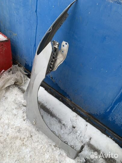 Honda civic 4D крыло переднее правое