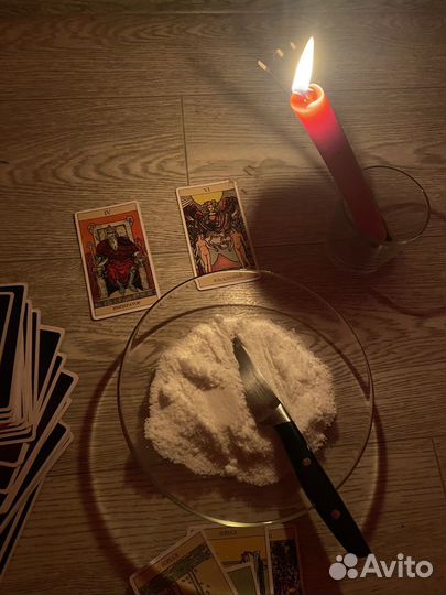 Гадание на картах таро. Таролог. Магия. Привороты