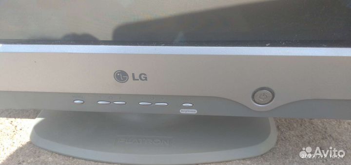 Монитор LG