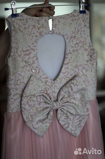 Платье для девочки новое