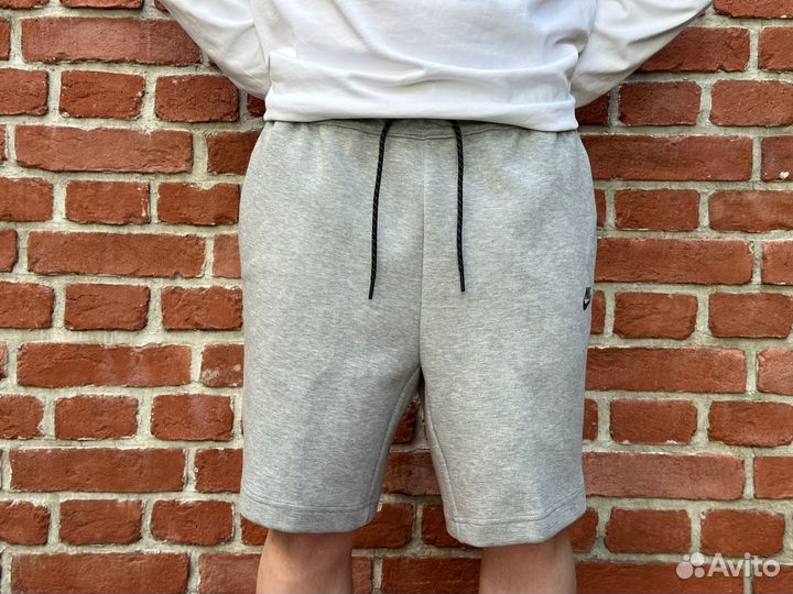 Шорты Nike Sportswear Tech Fleece серые