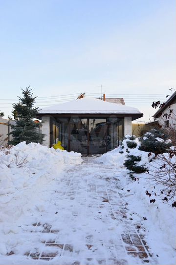 Дом 465 м² на участке 16 сот.