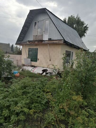 Дача 30 м² на участке 6 сот.