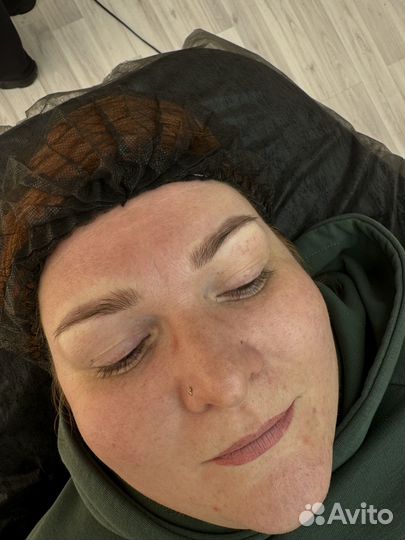 Микроблейдинг бровей