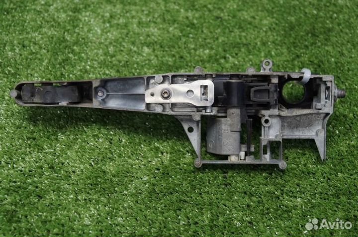 Ручка двери наружная передняя левая Peugeot 308