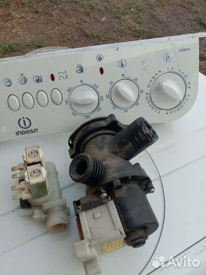 Стиральная машинка бу indesit аристон