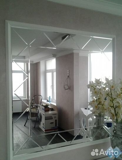 Панно из зеркальной плитки с фацетом