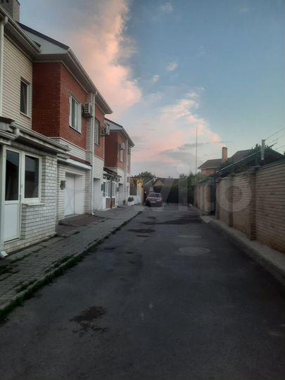 Таунхаус 200 м² на участке 2 сот.