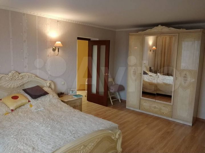 3-к. квартира, 78 м², 7/10 эт.