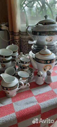 Столовый сервиз новый