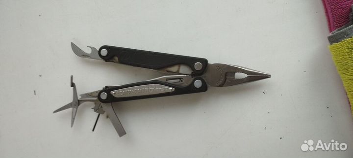 Мультитул Leatherman charge