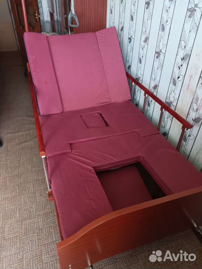 Медицинская кровать для лежачих больных