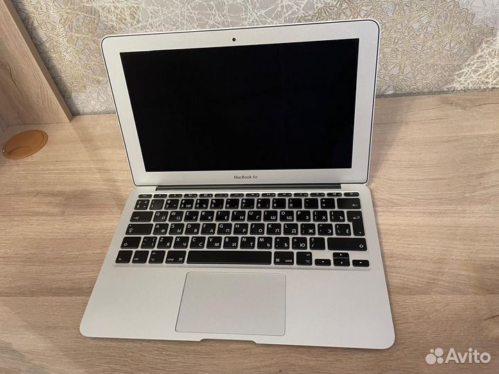Apple macbook air 11 mid 2011