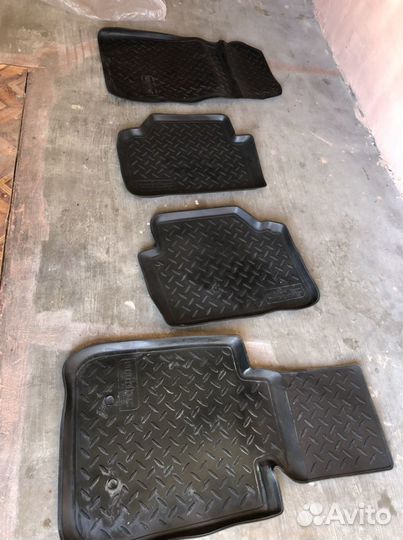 Коврики резиновые на bmv f30