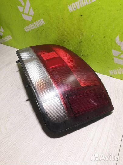 Фонарь задний правый Сузуки Балено 98-07