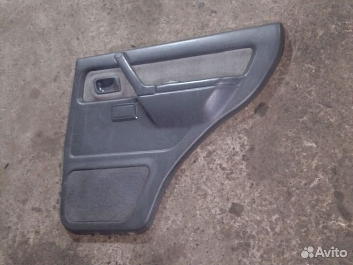 Дверная карта задняя правая Pajero 2
