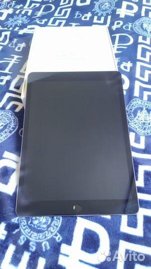 Продам планшет iPad 32GB