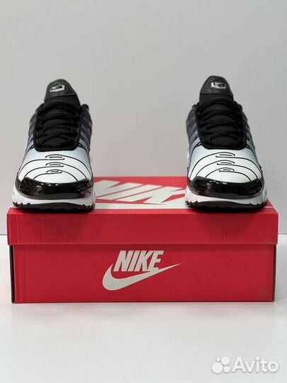 Кроссовки nike air max tn plus