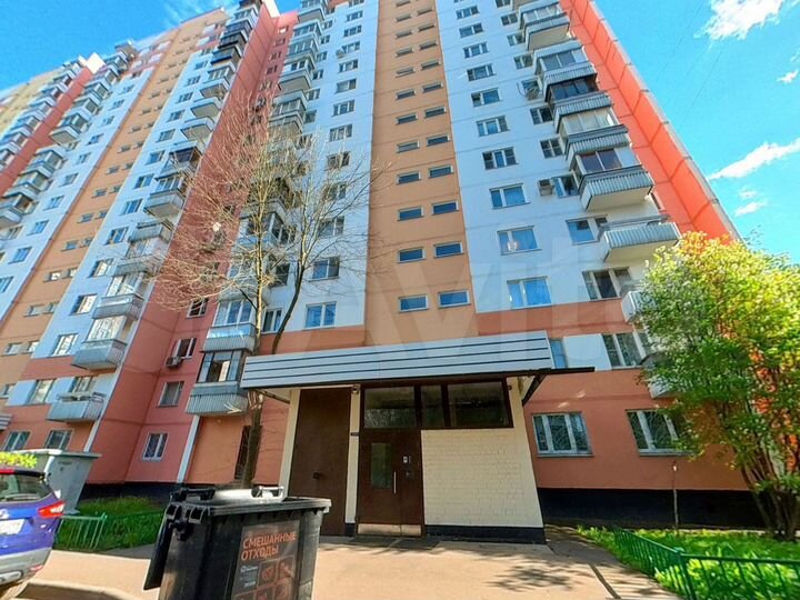 3-к. квартира, 73,4 м², 1/17 эт.