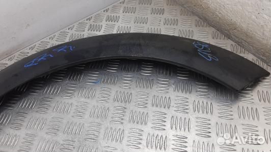 Молдинг крыла переднего правого mini cooper R56 (9