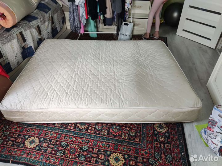 Матрас 160х200 бу