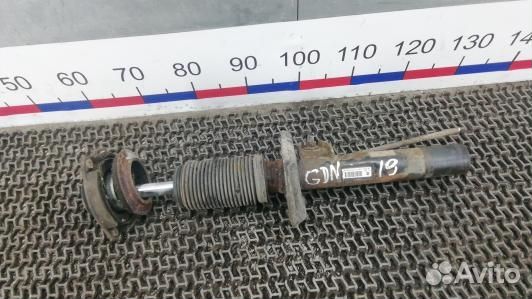 Стойка передняя правая skoda octavia A5 (GDN19N501