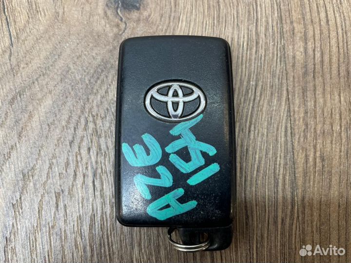 Ключ зажигания Toyota Rav 4 GSA33