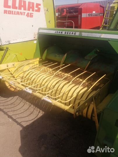 Пресс-подборщик John Deere 332 A, 1990