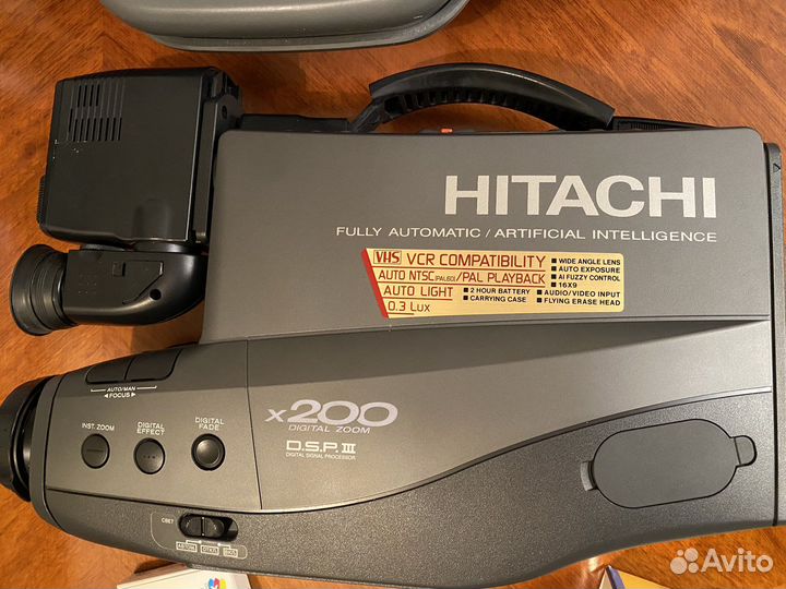 Видеокамера Hitachi VM-7380E Япония