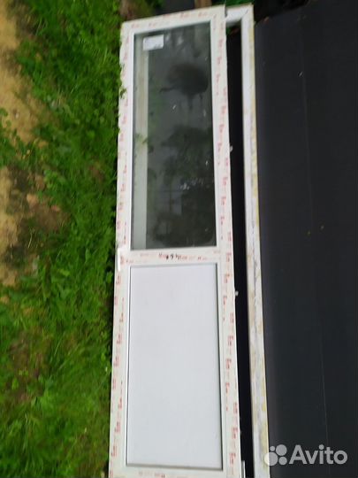 Балконная дверь с окном