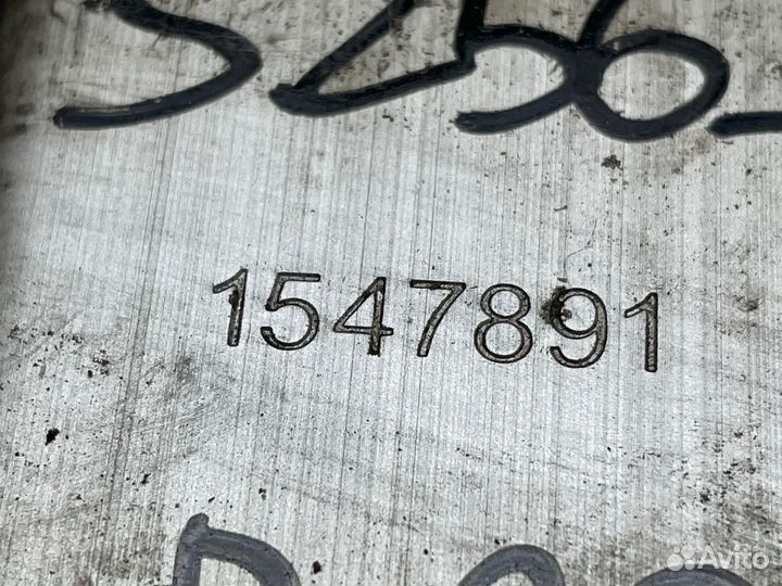 Крышка электронного блока управления двигателя ECU