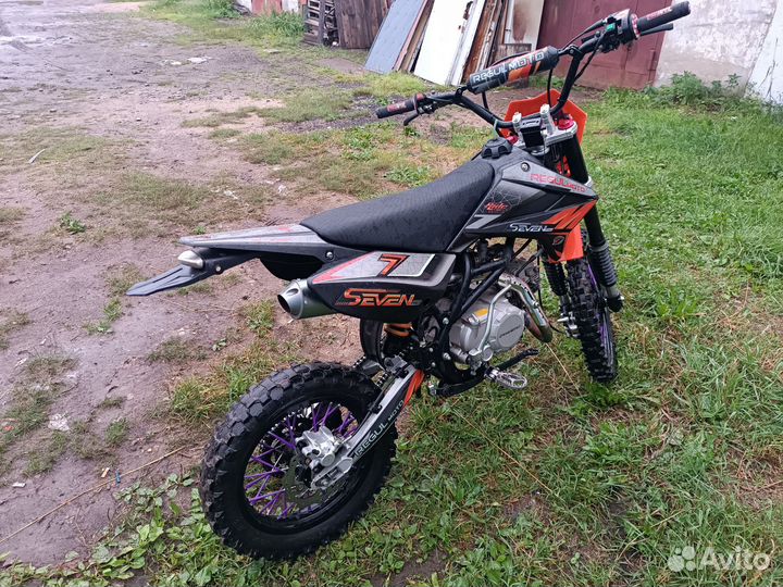 Regulmoto Seven Pro