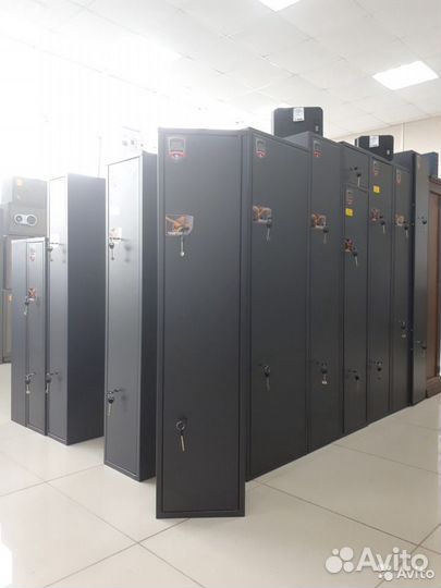 Оружейный сейф Чирок 1320 (на 3 ружья)