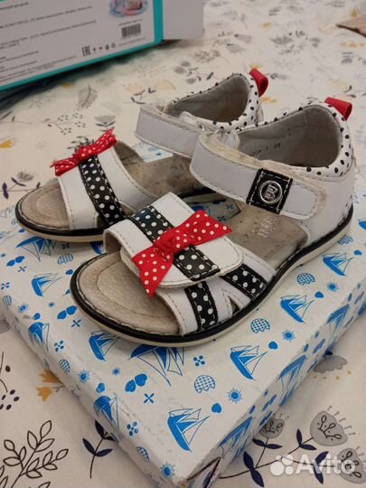 Босоножки для девочки