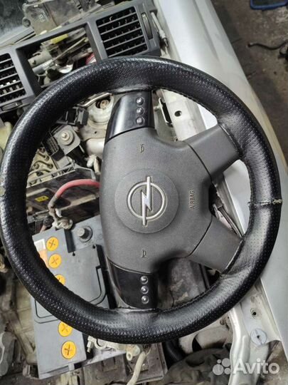 Руль с подушкой безопасности opel