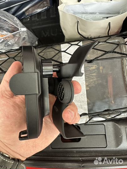 Xiaomi беспроводная зарядка в авто