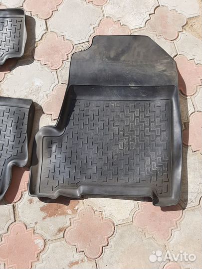 Автомобильные коврики