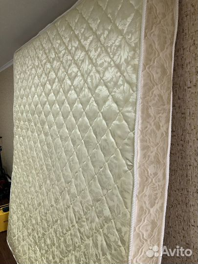 Матрас 180х200