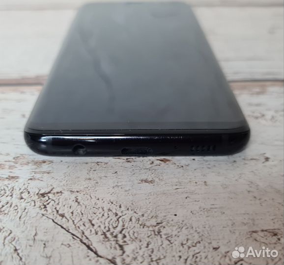Samsung Galaxy S8, 4/64 ГБ